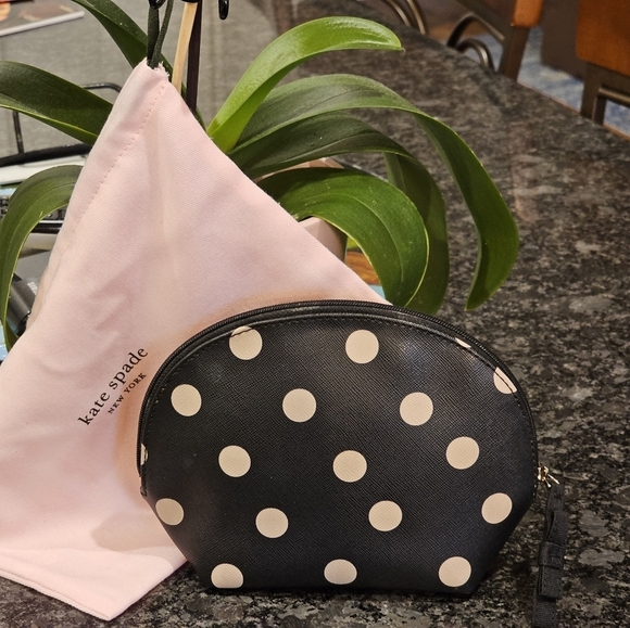 Kate Spade Keri Polka Dot Domed Cosmetic Clutch w/Dustbag - Picture 14 of 16